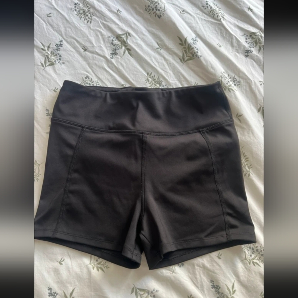 Sleek Black Women's Bike Shorts